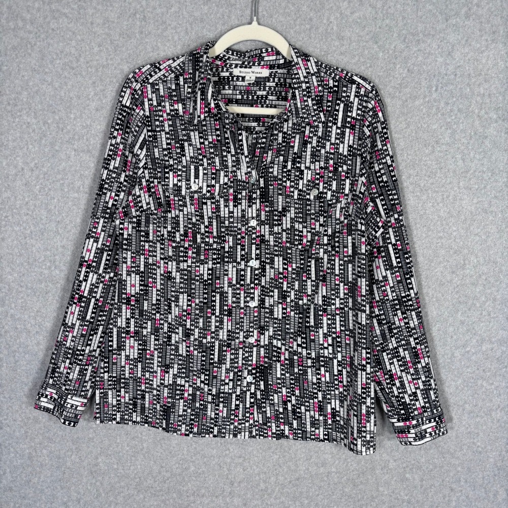 Studio Works Button Down Shirt Blouse Medium Black White Pink Geometric Mod